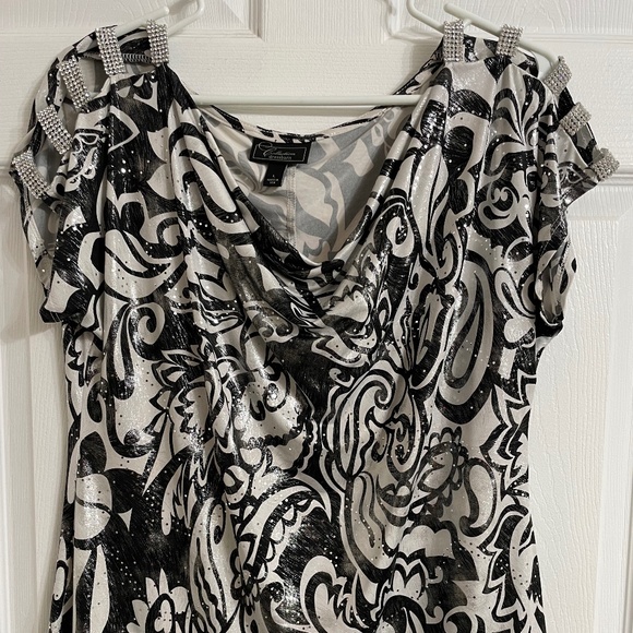 Dress Barn Tops - Dress barn black and white with rhinestone shoulders, size L